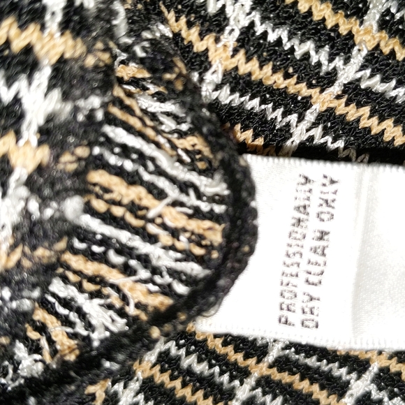 ST.JOHN BY MARIE GREY JACKET AND SKIRT - Picture 8 of 8